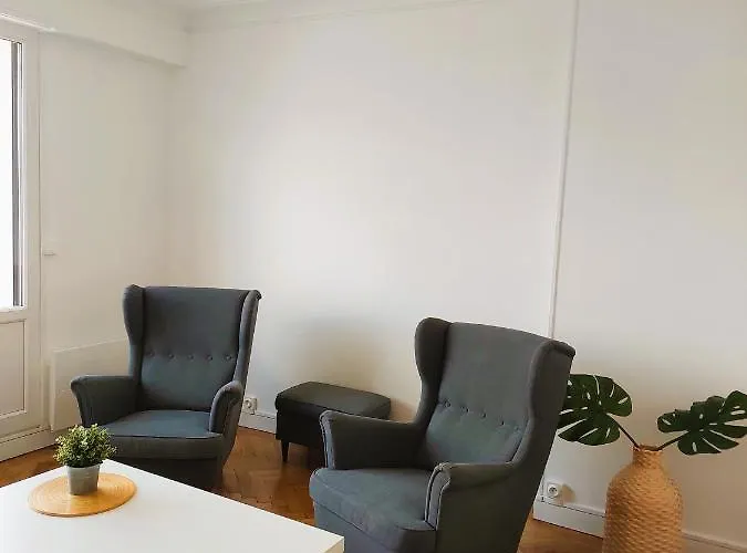 Champon - Lumineux 2 Avec Garage Prive - Tram A 1 Min Appartement Grenoble